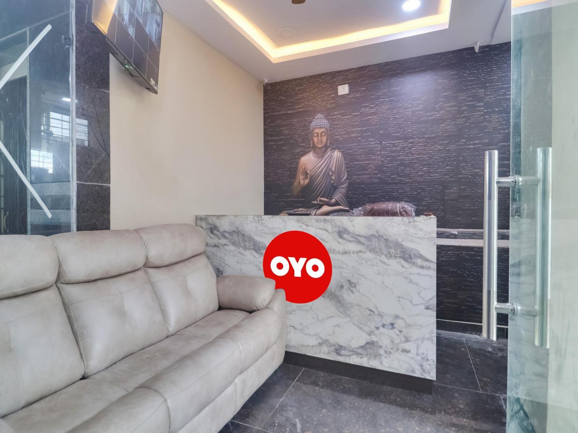 Hotel O Red Stone Hotels Hyderabad Exterior foto