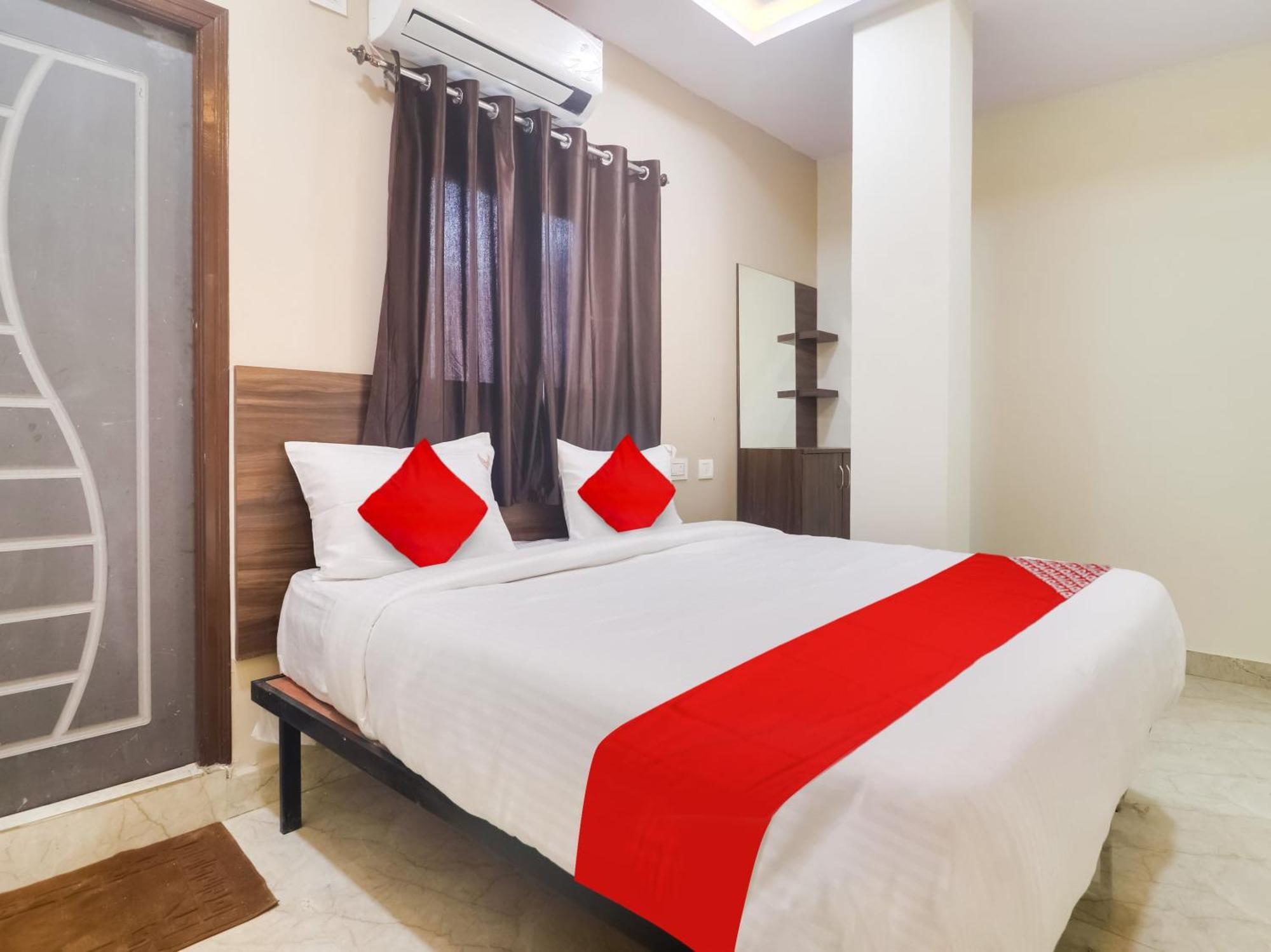 Hotel O Red Stone Hotels Hyderabad Exterior foto