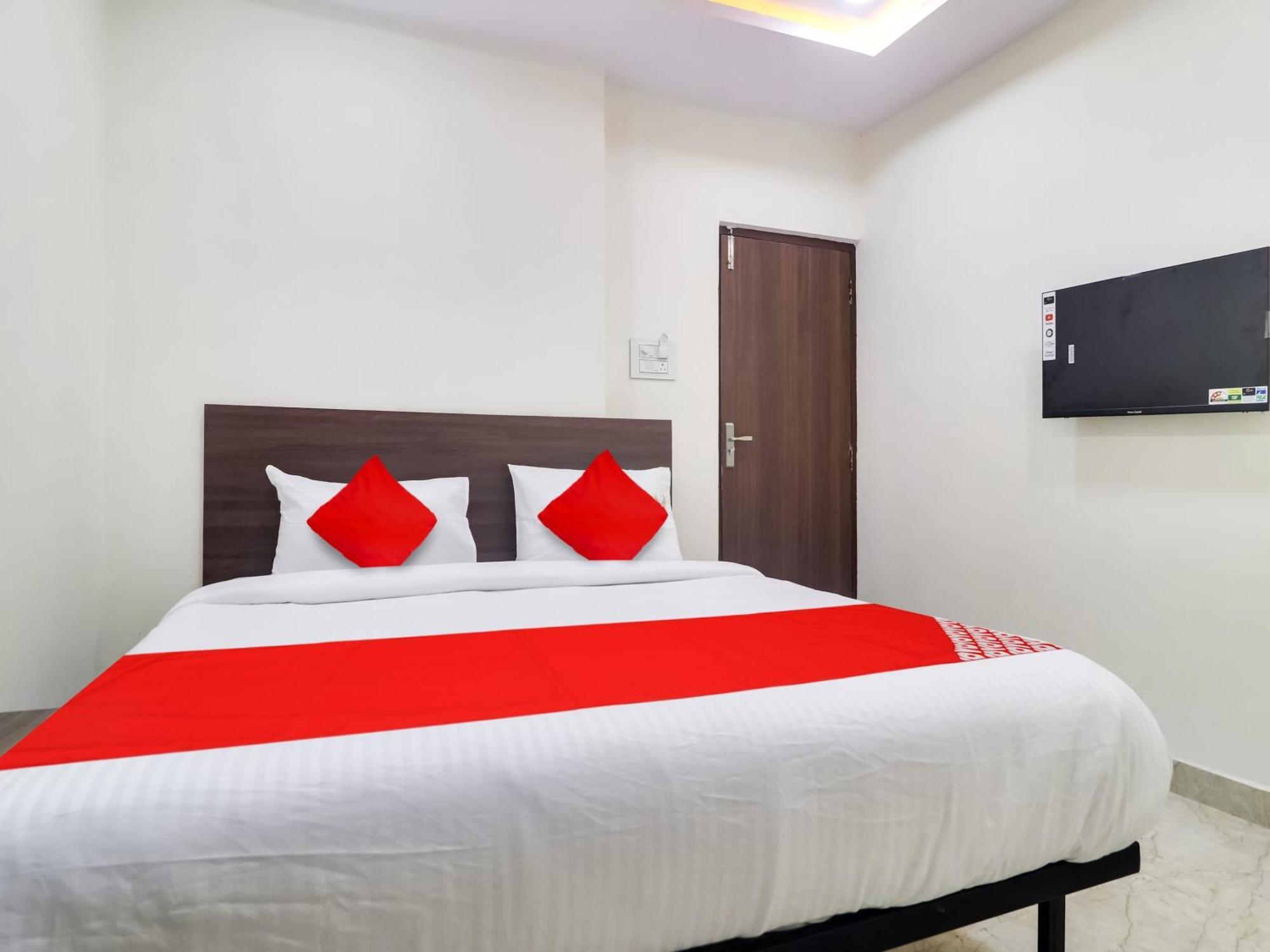 Hotel O Red Stone Hotels Hyderabad Exterior foto